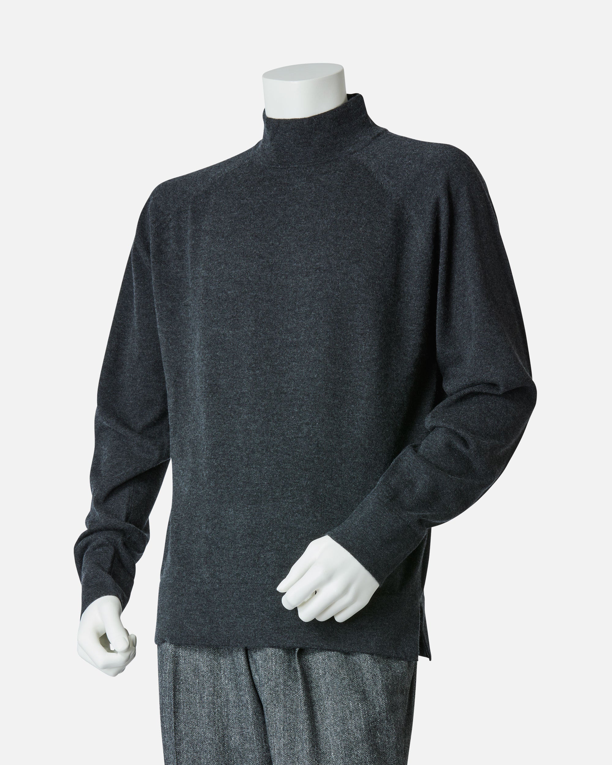 ホワイトカシミヤ×シルクニットトップス